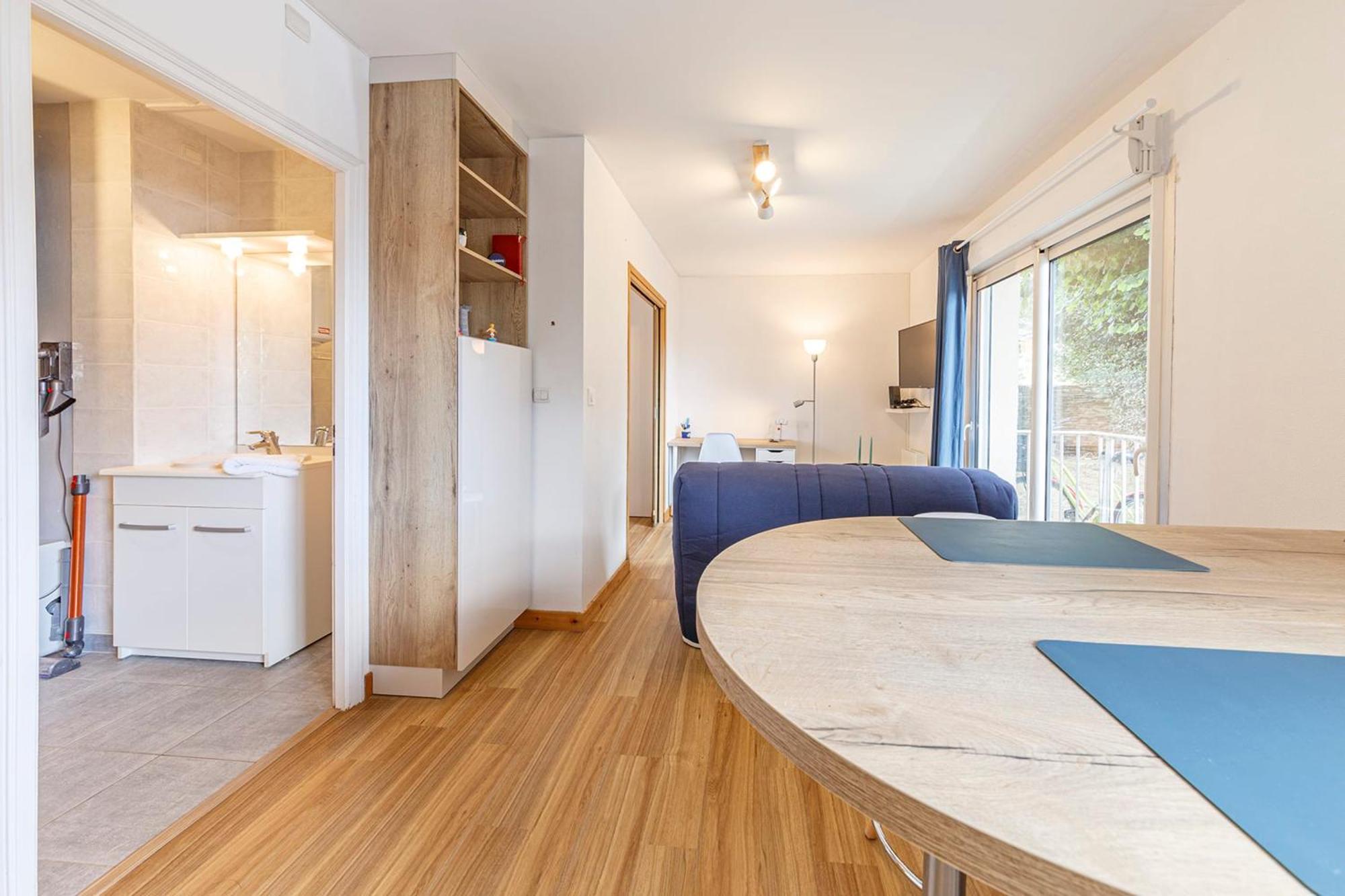 Le Renoir - T2 Au Calme Quartier Doutre Apartment Angers Exterior photo